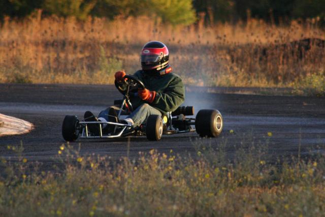 Greg-Ed-MedfordKarting-02_001.jpg